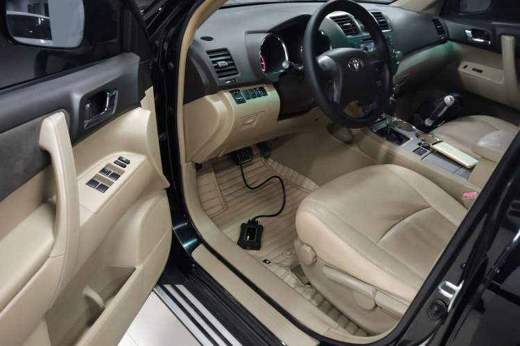 Used Toyota Highlander 2012 2.7L 2WD 5-Seater Elite Edition