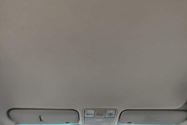 Used Kia K2 2012 Sedan 1.4L Automatic GLS Commemorative Edition
