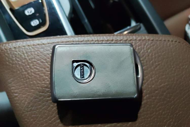 Used Volvo XC60 2019 T5 4x4 Zhiyuan Edition China VI Standard
