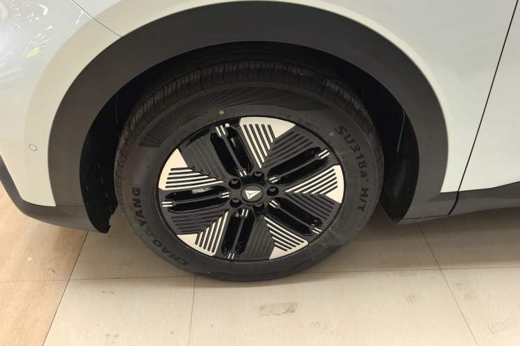 Used  S05 2024 510Max Pure Electric Version
