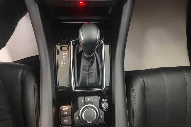 Used Mazda Atenza 2020 2.0L Blue Sky Luxury Edition
