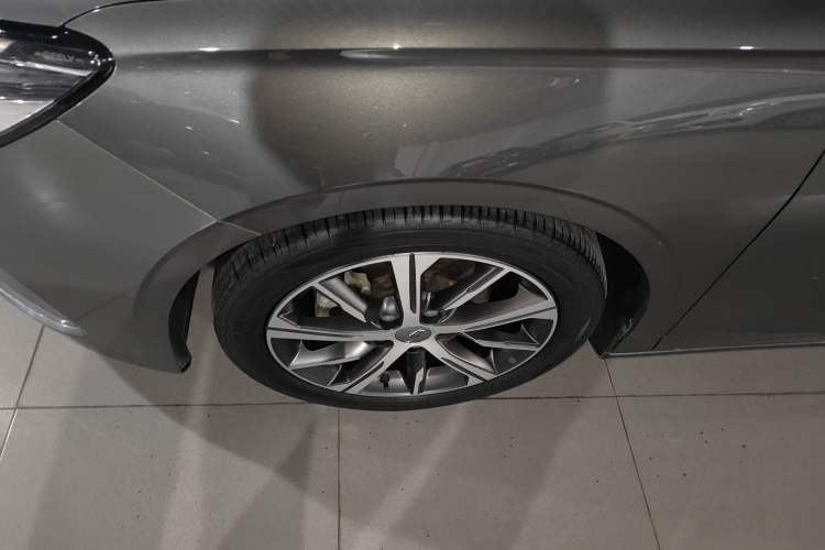 Used Geely Auto Emgrand 2022 4th Generation 1.5L CVT Luxury Model
