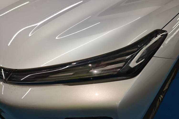 Used Geely Galaxy Galaxy Xingjian 7 EM-i 2025 120km Flagship Edition