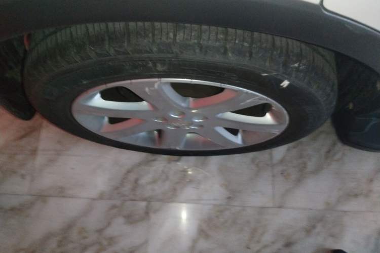 Used Buick Encore 2015 1.4T Automatic Two-Wheel Drive Urban Elite Version
