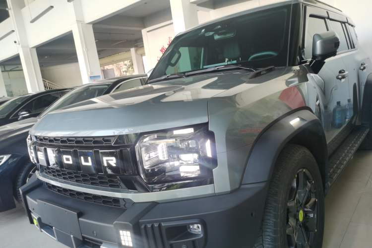 Used JETOUR Traveler 2023 2.0T All-Wheel Drive CrossPRO+