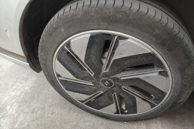 Used  eπ008 2024 636Max All-Electric Version 6 Seats
