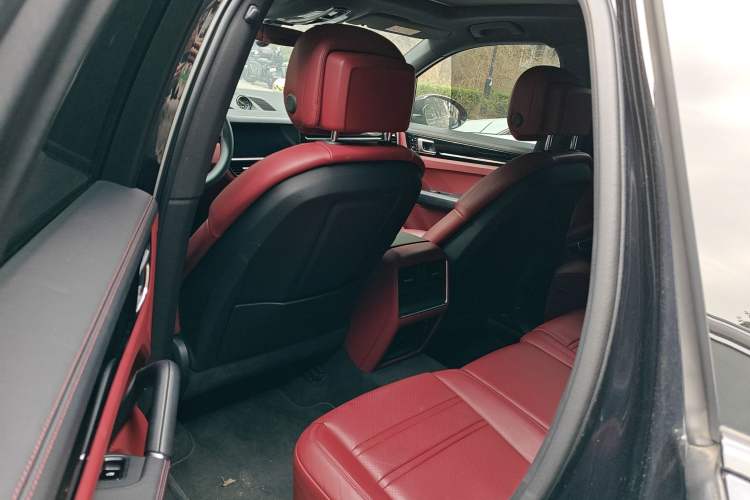 Used Porsche Cayenne E-Hybrid 2020 Cayenne E-Hybrid 2.0T