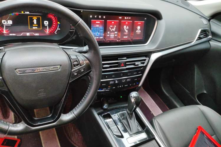 Used Venucia T90 2020 2.0L CVT Smart Connect & Smooth Drive Edition
