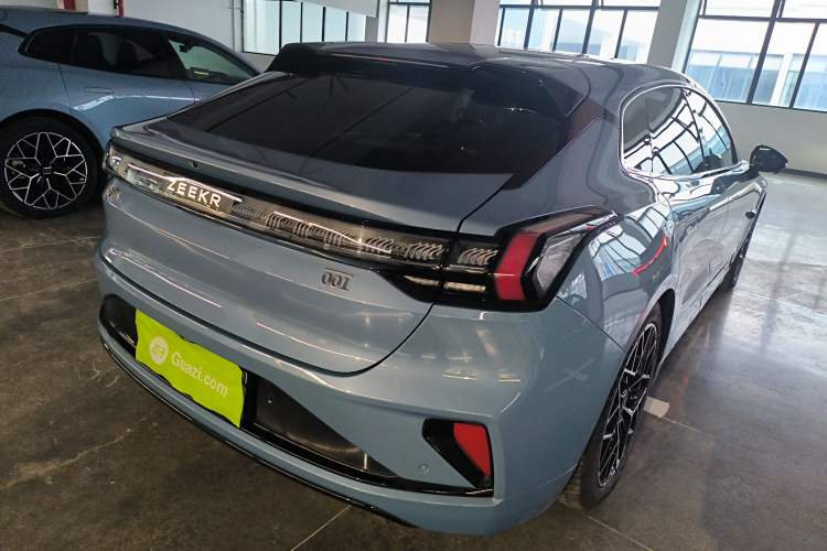 Used Zeekr 001 2025 YOU Edition 100 kWh All-Wheel Drive
