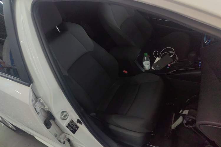 Used Toyota Levin 2022 Dual-Motor 1.8H E-CVT Progressive Edition
