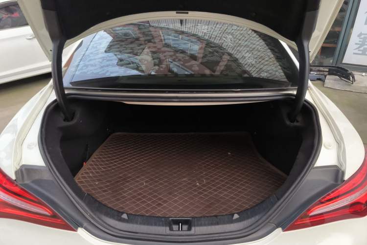 Used Mercedes-Benz CLA 2017 Facelifted CLA 200 Stylish Edition
