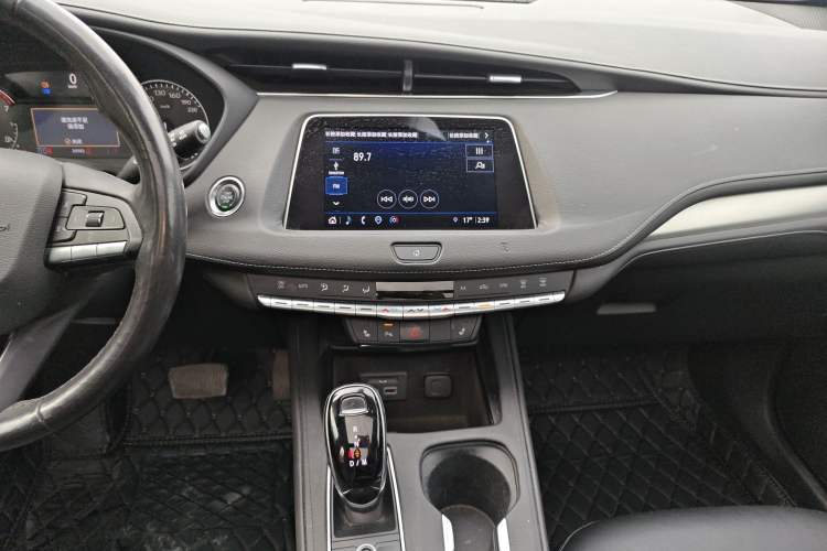 Used Cadillac XT4 2021 28T Two-Wheel Drive Leading Version