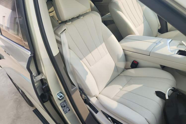 Used Wey Lanshan 2025 Four-Wheel Drive Max