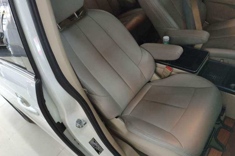 Used Buick GL8 2018 28T Comfort Model China VI Standard
