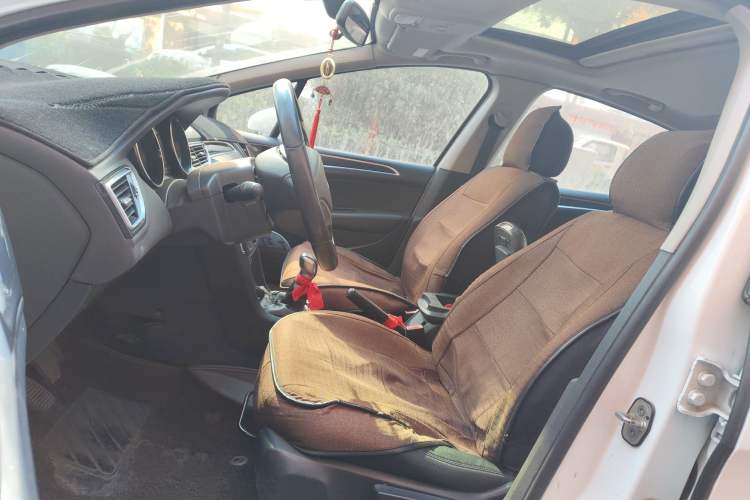 Used Peugeot 308 2013 1.6L Manual Fashion Model