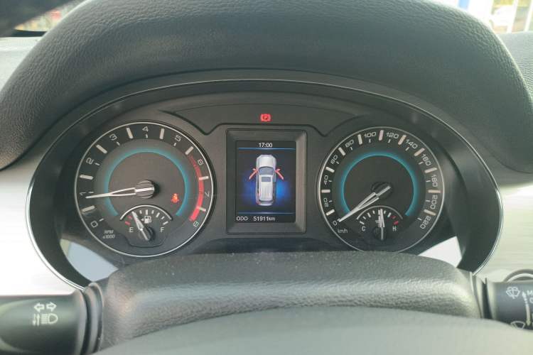 Used Haval H2 2017 Red-Label 1.5T Manual Two-Wheel-Drive Elite Model