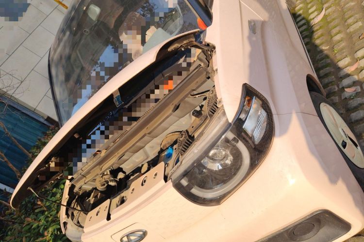 Used Chery QQ Ice Cream 2022 120km Conical Shape Lithium Iron Phosphate
