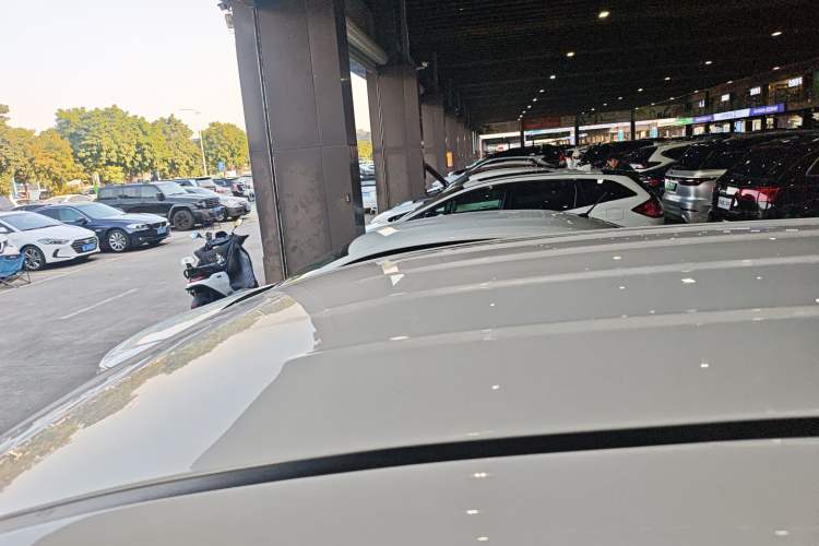 Used BYD Song MAX 2018 1.5T Automatic Smart Connect Luxury 6-Seater