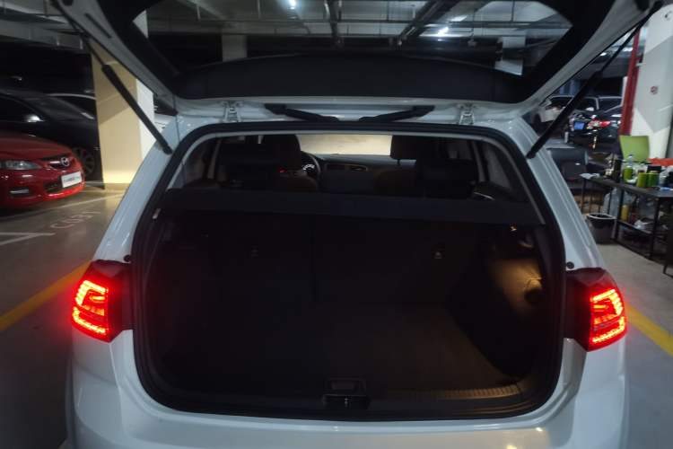 Used Volkswagen Golf 2014 1.4TSI Automatic Comfort Model