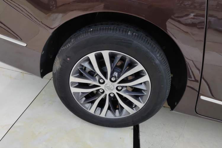 Used Buick GL8 2018 ES 28T Flagship Model China VI Standard
