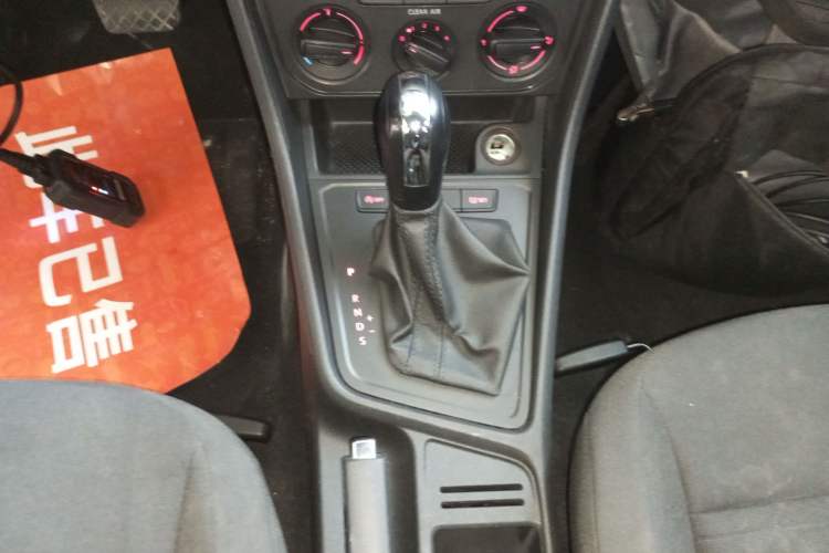 Used Volkswagen Lavida 2019 Lavida Start 1.5L Automatic Trendy Version China VI Standard
