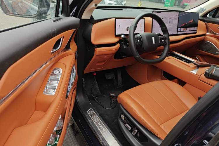 Used Wey Lanshan 2025 Four-Wheel Drive Max
