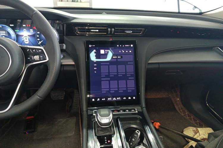 Used Hongqi H5 2024 1.5T HEV Smart Connect Flagship Edition
