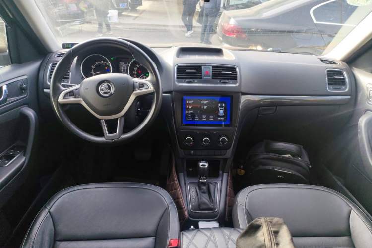 Used Skoda Yeti 2017 TSI280 DSG Car Enjoy Brothers Edition
