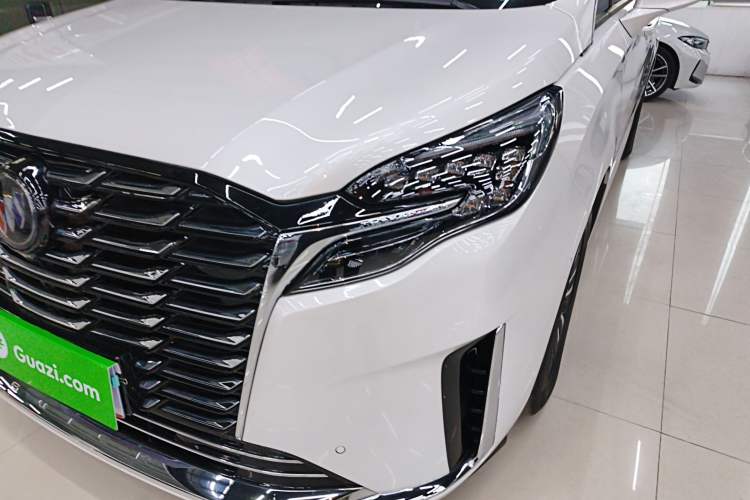 Used Buick GL8 2023 ES Lu Zun Deluxe Model