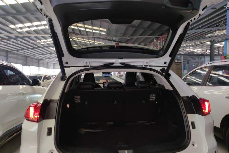 Used Wey VV5 2017 2.0T Flagship Edition
