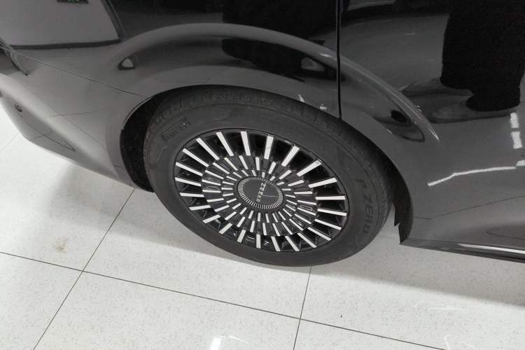 Used Zeekr 009 2024 Six-Seat Executive Version 4WD 108 kWh