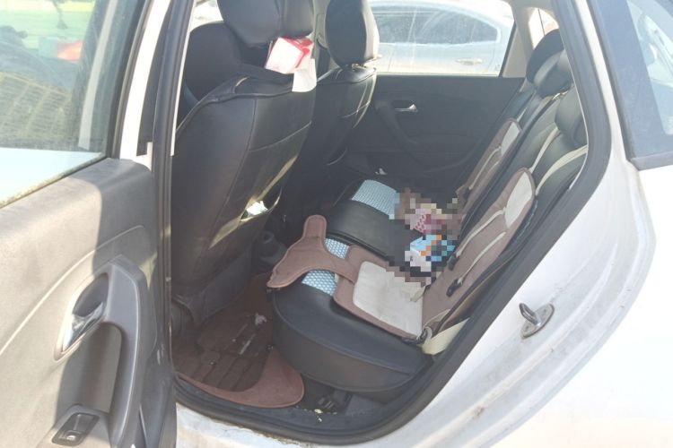 Used Volkswagen Polo 2016 1.4L Manual Fashion Model
