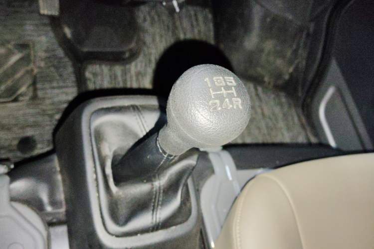 Used Wuling Zhiguang 2023 1.5L Practical Version 5/7 Seats
