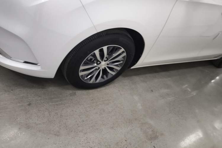 Used Buick GL8 2022 ES Landtrek 653T Comfort Edition