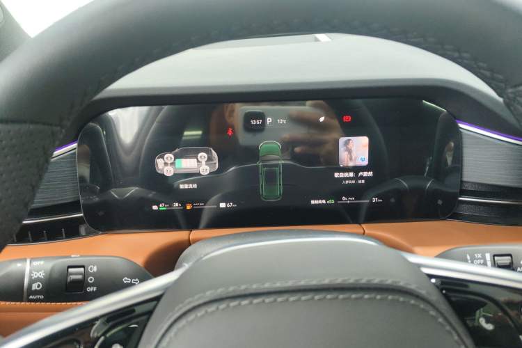 Used Hima AITO M7 2024 1.5T Intelligent Driving Rear-Drive Ultra Version 6 Seats
