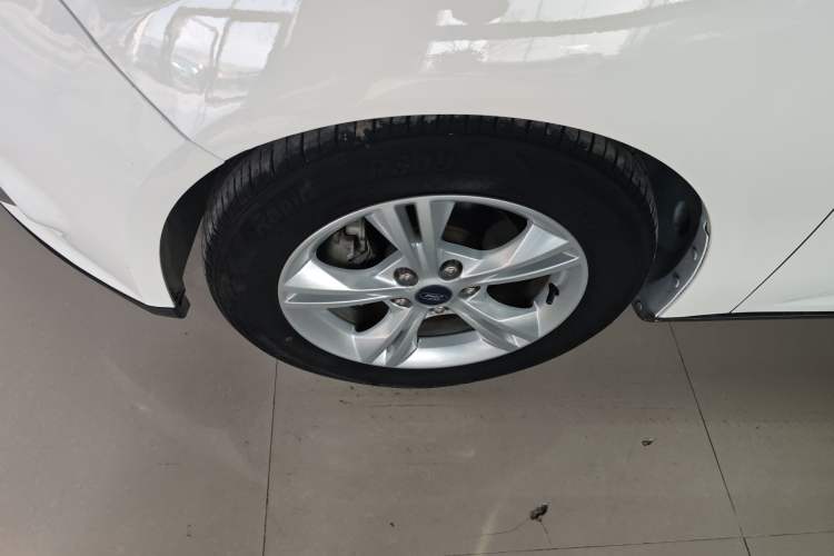 Used Ford Focus 2012 Hatchback 1.6L Automatic Fashion Edition