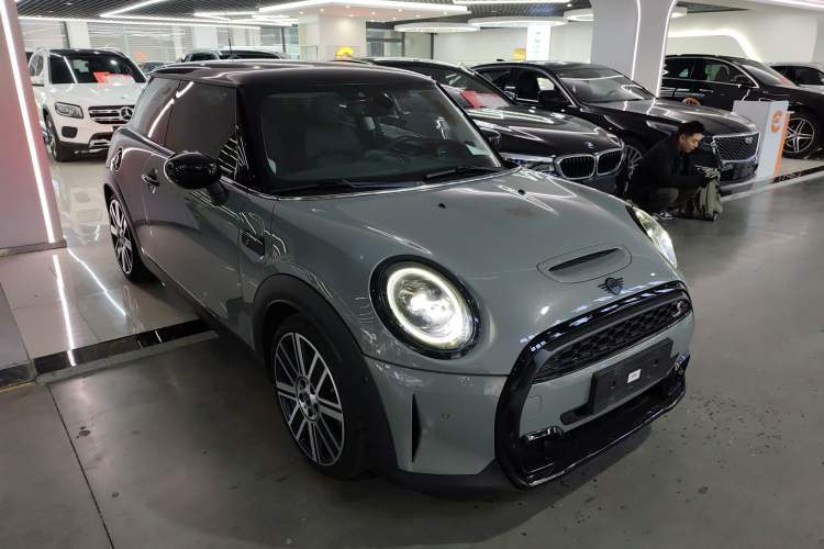 Used MINI MINI 2023 2.0T COOPER S Artist