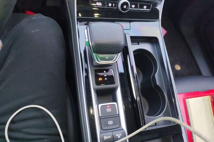 Used Roewe i6 MAX New Energy 2023 EV 420 Skyroof Special Edition
