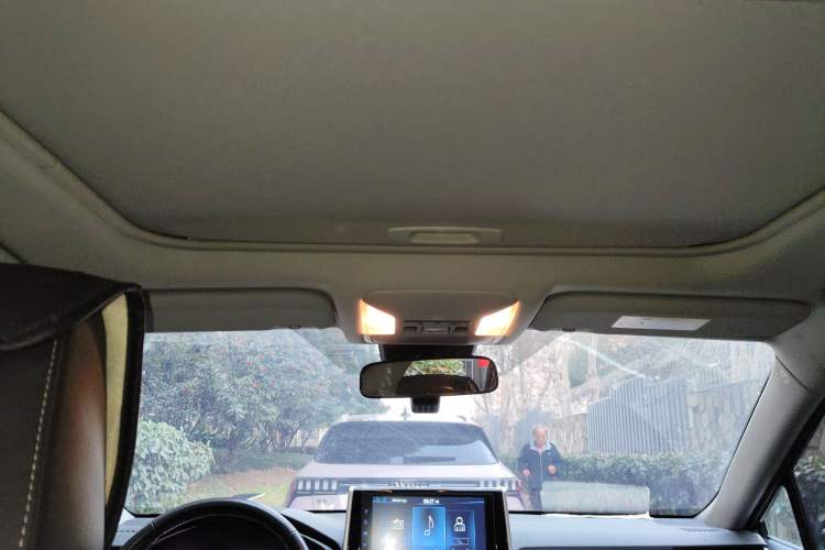 Used Toyota RAV4 2020 2.0L CVT 4x4 Style PLUS Edition
