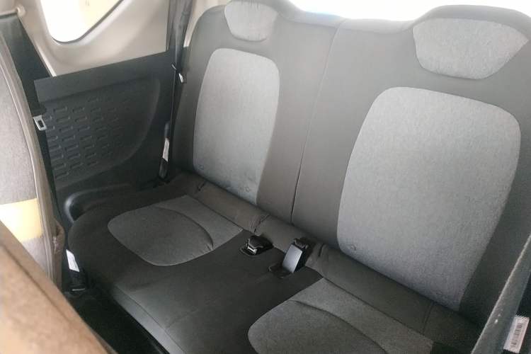 Used Wuling Hongguang MINIEV 2021 Macaron Fashion Model Lithium Iron Phosphate
