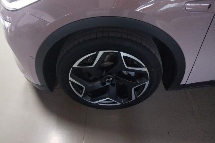 Used ONVO L60 2024 60 kWh Rear-Drive Version
