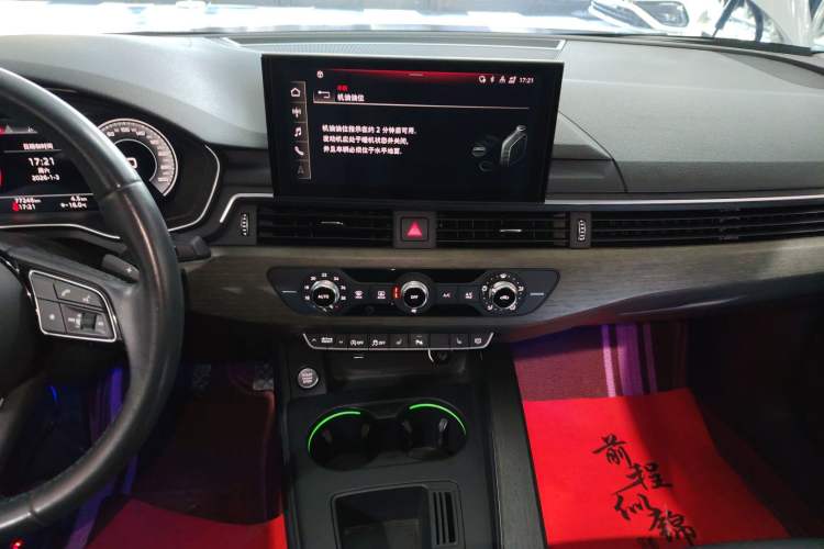 Used Audi A4L 2022 40 TFSI Stylish and Elegant Edition
