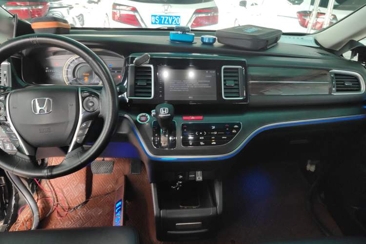 Used Honda Elysion 2016 2.4L Luxury Edition