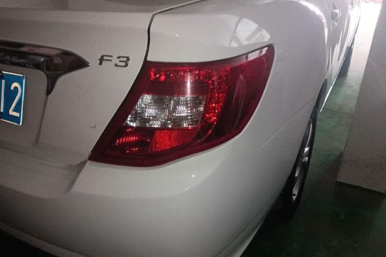 Used BYD F3 2015 Energy-Saving Edition 1.5L Manual Luxury Model

