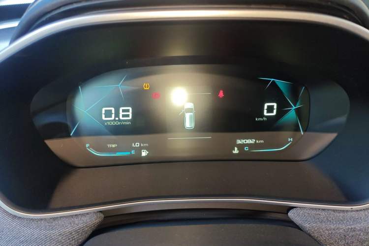 Used Baojun 530 2021 Global Car Anniversary Edition 1.5T Manual Comfort Version 7 Seats
