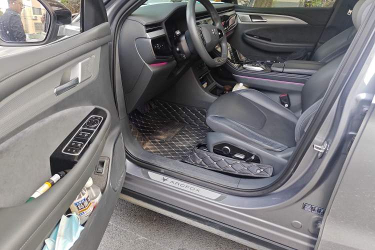 Used ARCFOX Alpha T 2022 653S+ 175kW