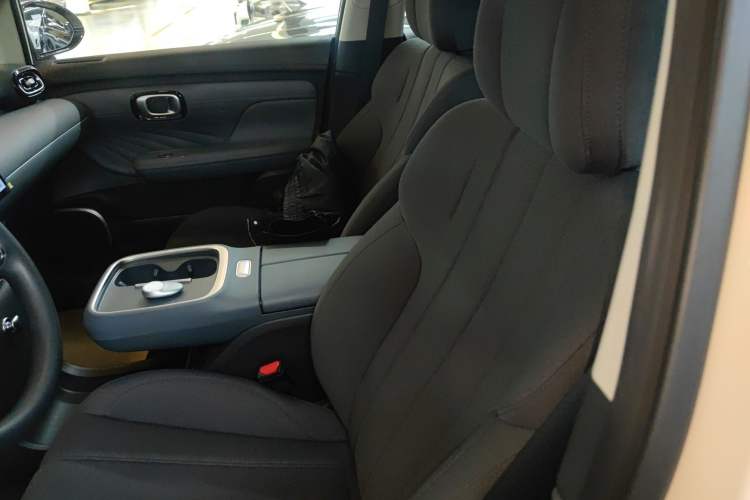 Used AION UT 2025 330 Starlight Edition
