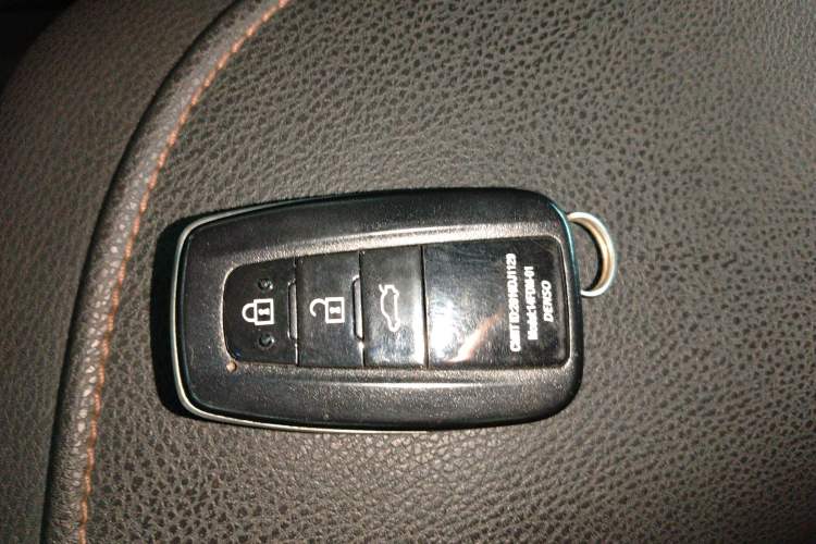 Used Toyota Camry 2018 2.0G Luxury Edition