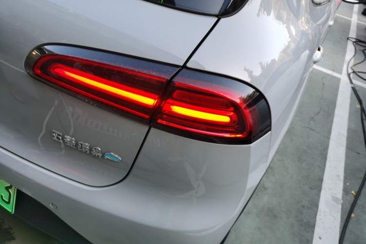 Used Wuling Bingo PLUS 2024 510 km Flagship Edition Four-Seater Version
