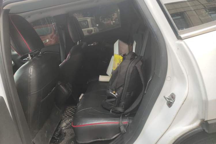 Used  Cherokee 2017 2.0L Superior Edition
